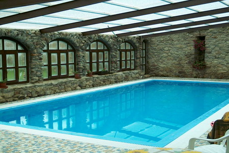 Ubytování s bazénem v jižních Čechách - ubytování v chalupě s vnitřním (krytým) bazénem v Čertyni